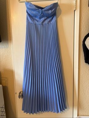 Lulu’s light blue pleated bustier maxi dress